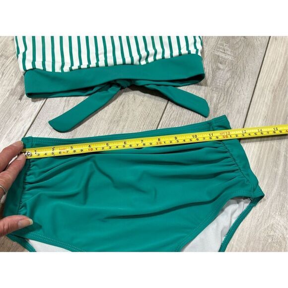 Coral reef two piece bathing suit size XS - Picture 9 of 12